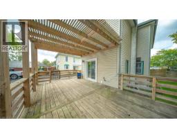 19 ALMA Street S - 22