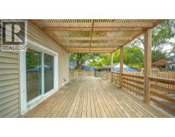 19 ALMA Street S - 23