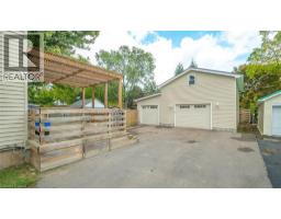 19 ALMA Street S - 30