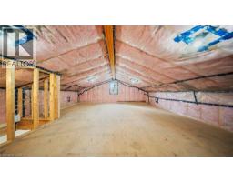 19 ALMA Street S - 36