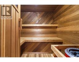373 BROOKVIEW Court - 44