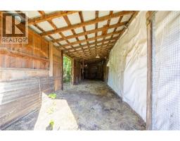10 TROYER RD - 31