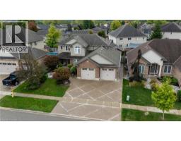 38 WESTVIEW Court - 1