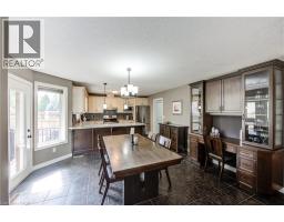 38 WESTVIEW Court - 11
