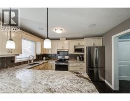 38 WESTVIEW Court - 14