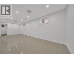 324 VICTORIA Street S - 26
