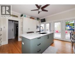 76 WELLINGTON Street - 17