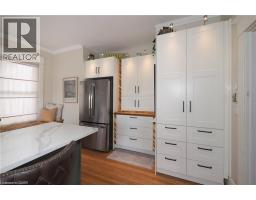 76 WELLINGTON Street - 20