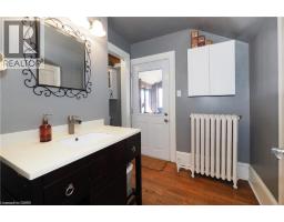 76 WELLINGTON Street - 28