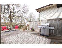 76 WELLINGTON Street - 38