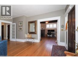 76 WELLINGTON Street - 8