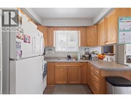 179 VANCOUVER Street - 6