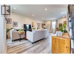 520 ELMA Street W - 21
