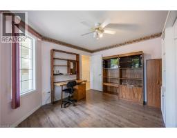 4 WALSINGHAM Drive - 10