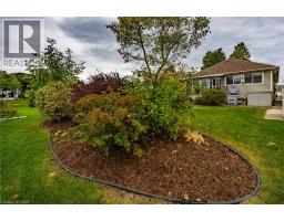 4 WALSINGHAM Drive - 2