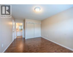 4 WALSINGHAM Drive - 20