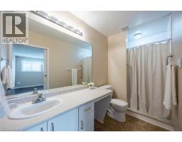 4 WALSINGHAM Drive - 21