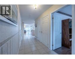 4 WALSINGHAM Drive - 8