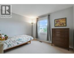 54 LESLIE Avenue - 17