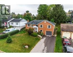 54 LESLIE Avenue - 33