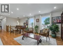 54 LESLIE Avenue - 6