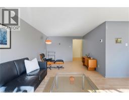 28 UNDERHILL Crescent UnitNo. 19 - 10