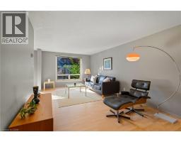 28 UNDERHILL Crescent UnitNo. 19 - 14