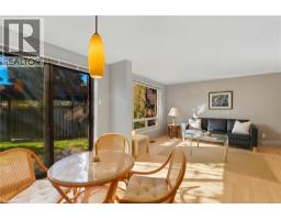 28 UNDERHILL Crescent UnitNo. 19 - 7