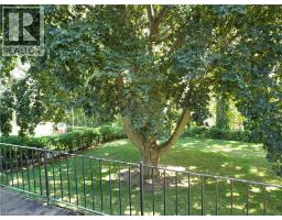 11 RIVERVIEW Terrace - 15