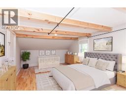 346 WELLINGTON Street - 24