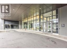 15 GLEBE Street UnitNo. 902 - 27