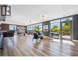 15 GLEBE Street UnitNo. 902 - 36
