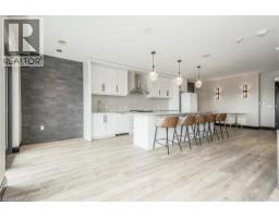 15 GLEBE Street UnitNo. 902 - 42