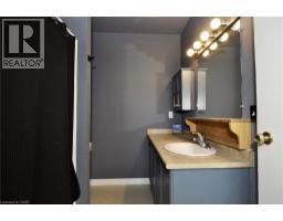 345 BRIARMEADOW Drive UnitNo. 302 - 24
