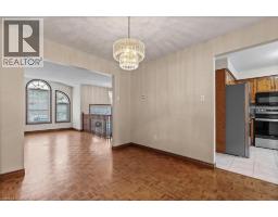 83 HAZELWOOD Crescent - 10