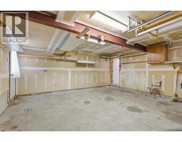 83 HAZELWOOD Crescent - 35