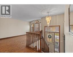 83 HAZELWOOD Crescent - 6