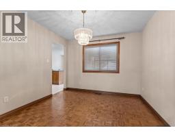 83 HAZELWOOD Crescent - 9