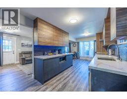 10 BECKETT Boulevard - 10