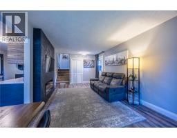 10 BECKETT Boulevard - 12