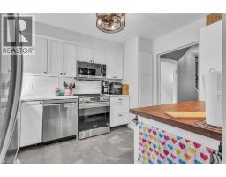 110 SHADELAND Crescent - 11