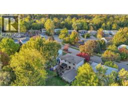 110 SHADELAND Crescent - 40