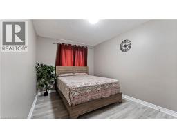 365 PIONEER Drive UnitNo. 16 - 17