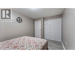 365 PIONEER Drive UnitNo. 16 - 18