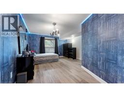 365 PIONEER Drive UnitNo. 16 - 23