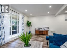 389 DUNVEGAN Drive - 22