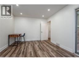 389 DUNVEGAN Drive - 40