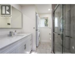 389 DUNVEGAN Drive - 42