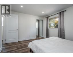 389 DUNVEGAN Drive - 44