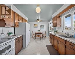 12 ATHENS Street - 16